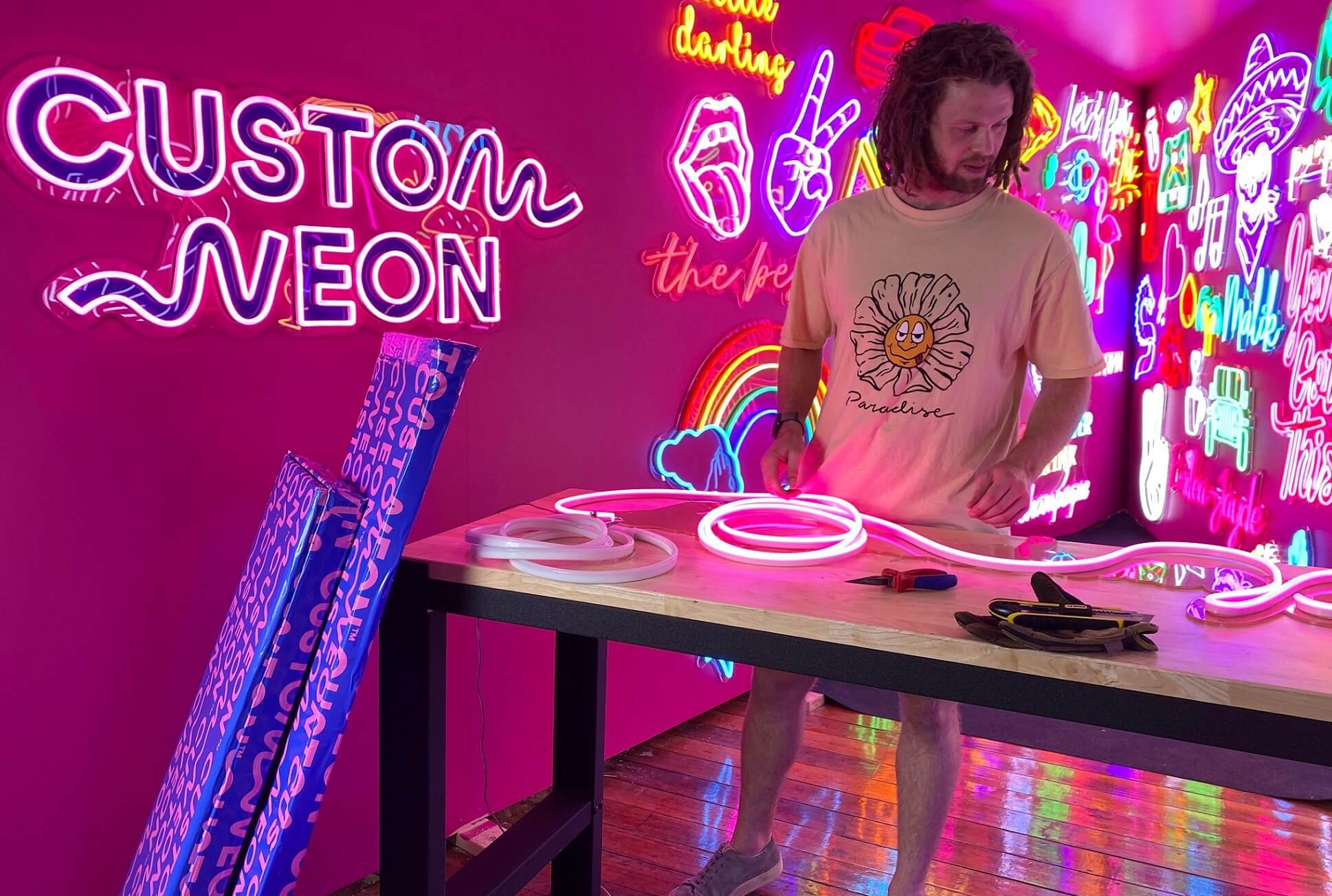 Making custom neon signs